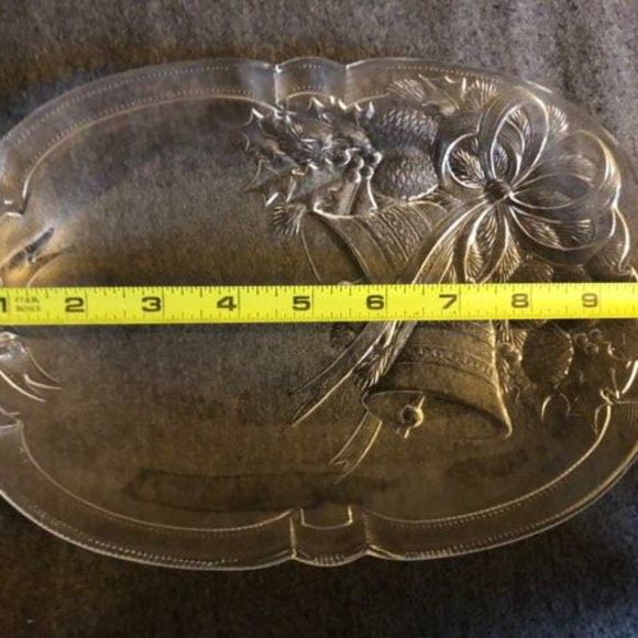 Mikasa Crystal Holiday Bells Oblong 10 1/4 x7 " Serving Plate - Picture 7 of 14